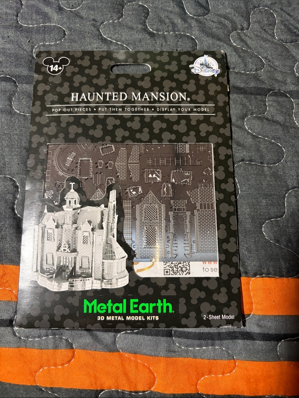 Disney Haunted Mansion 3D Metal Model Kit - Black